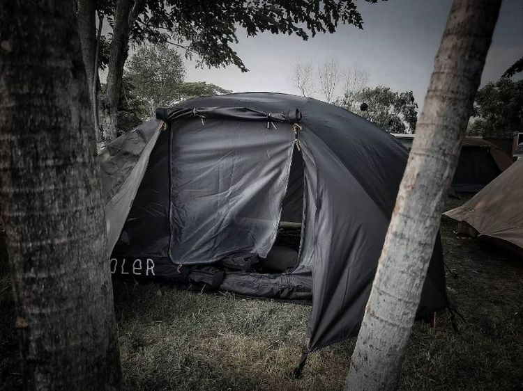 ขายเต็นท์ POLER 2+ Person Tent (Black/Brown) ใช้แค่ 4 ครั้ง สภาพ 95% แถมกราวด์ชีทตรงรุ่น รูปที่ 2