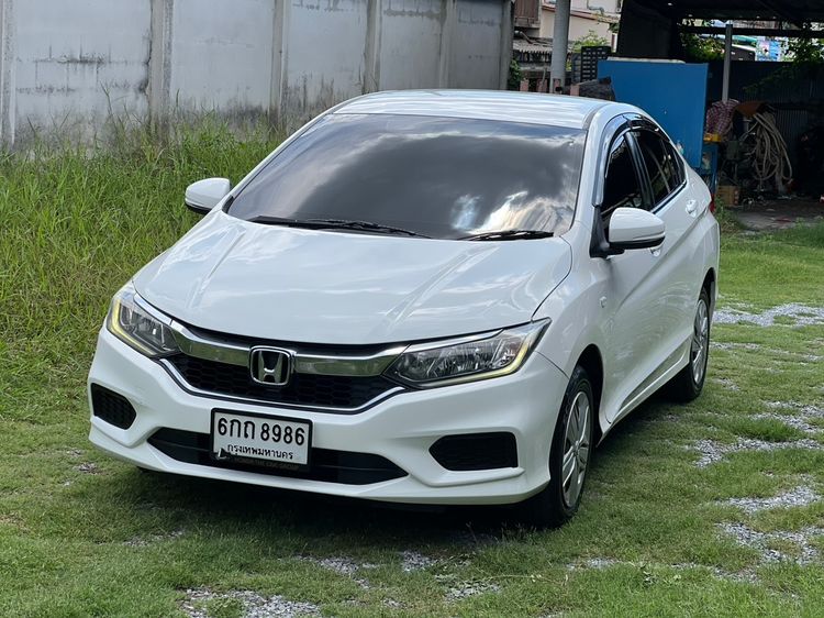 Honda City 2017 1.5 S i-VTEC Sedan เบนซิน ไม่ติดแก๊ส เกียร์อัตโนมัติ ขาว รูปที่ 2
