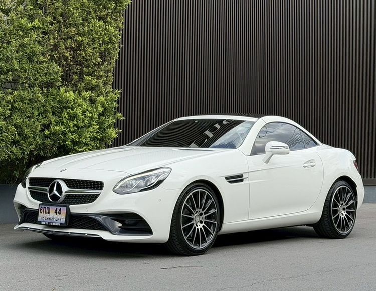 Mercedes Benz SLC 300 2.0 AMG Dynamic