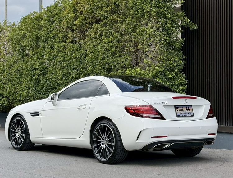 Mercedes-Benz SLC-Class 2016 SLC300 Sedan เบนซิน ไม่ติดแก๊ส เกียร์อัตโนมัติ ขาว รูปที่ 2