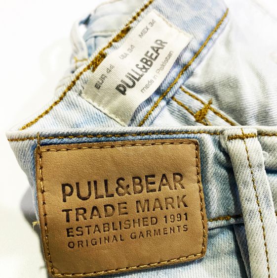 Pull and Bear กางเกงยีนส์ขาสั้น ทรงสวย สภาพดีมาก แบรนด์แท้ เอว 32 นิ้ว รูปที่ 5