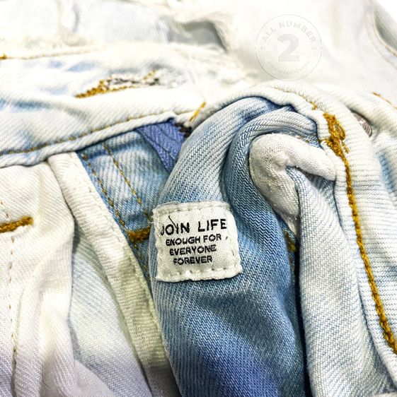 Pull and Bear กางเกงยีนส์ขาสั้น ทรงสวย สภาพดีมาก แบรนด์แท้ เอว 32 นิ้ว รูปที่ 6