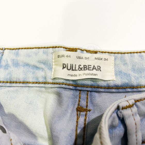 Pull and Bear กางเกงยีนส์ขาสั้น ทรงสวย สภาพดีมาก แบรนด์แท้ เอว 32 นิ้ว รูปที่ 3