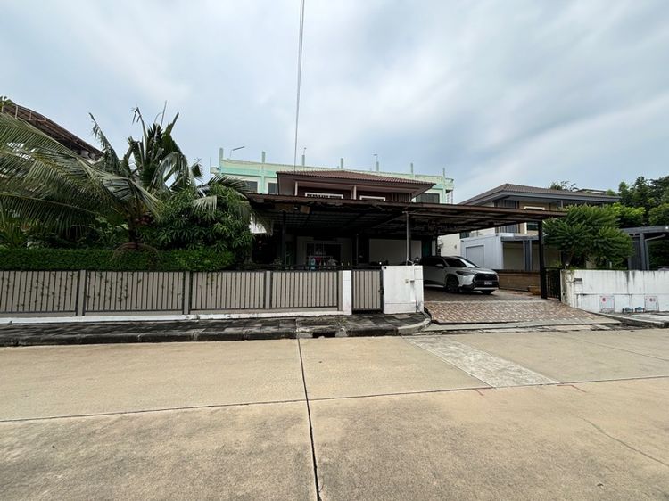 บ้านเดี่ยว
