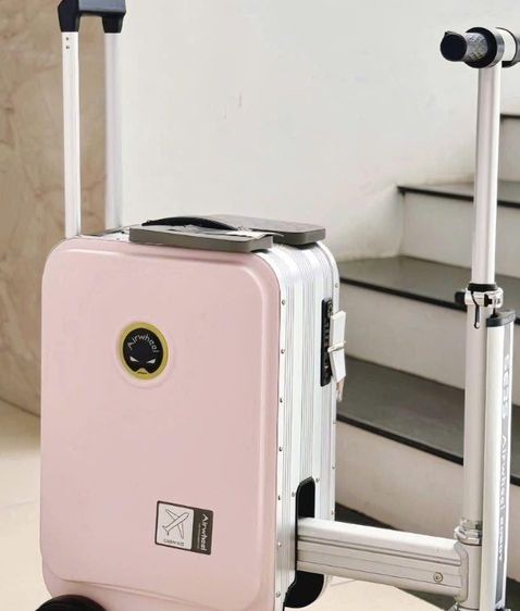 Scooter Airwheel SE3S Pink colour Suitcase  it woking good