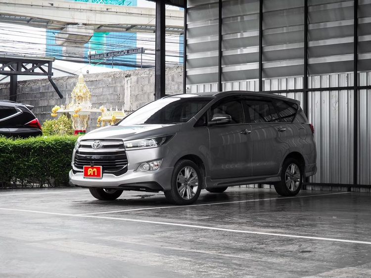 2019Toyota Innova 2.8V Crysta รุ่น Top