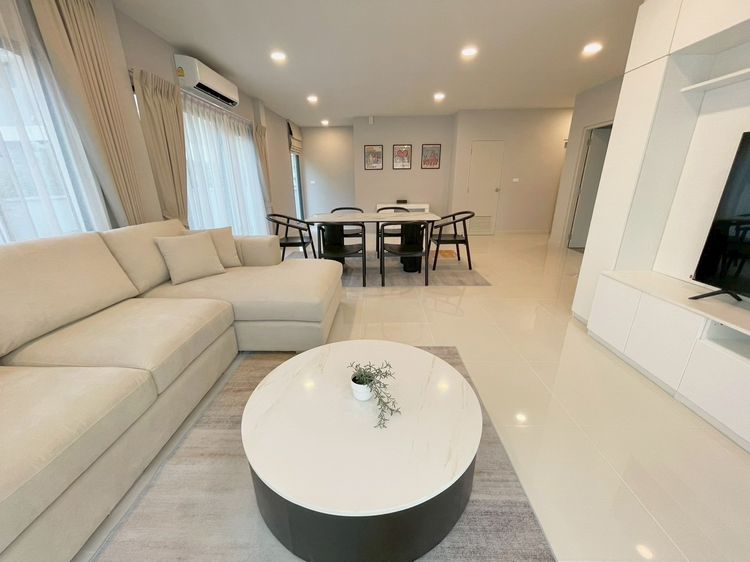 ตกแต่งครบ Centro บางนา (เฟส1)  รูปที่ 3