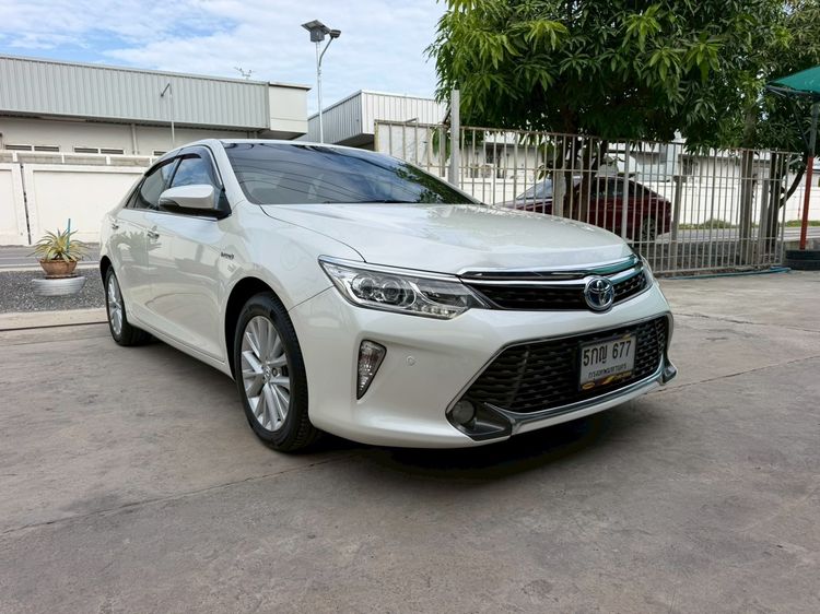 Toyota Camry 2015 2.5 Hybrid Navi Sedan ไฮบริด ไม่ติดแก๊ส เกียร์อัตโนมัติ ขาว รูปที่ 3
