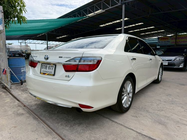 Toyota Camry 2015 2.5 Hybrid Navi Sedan ไฮบริด ไม่ติดแก๊ส เกียร์อัตโนมัติ ขาว รูปที่ 4
