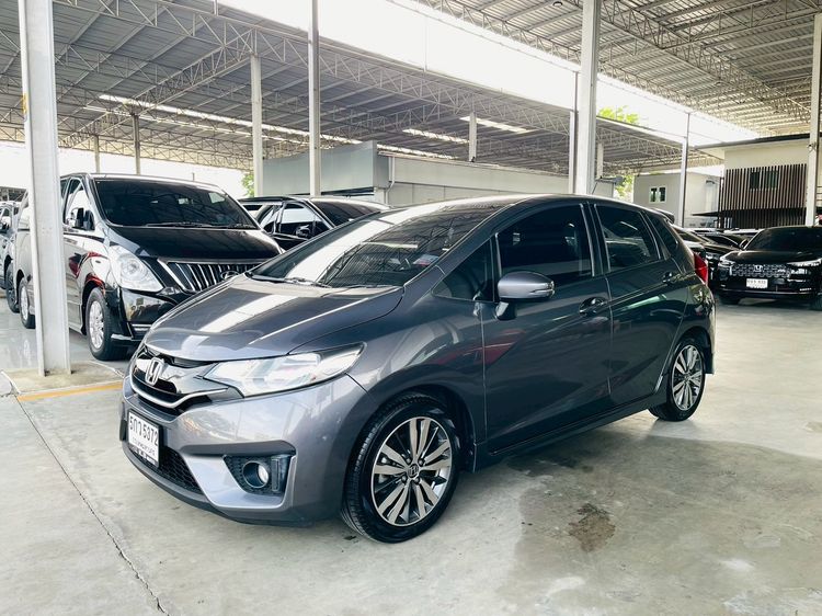 รถ Honda Jazz 1.5 SV i-VTEC สี เทา