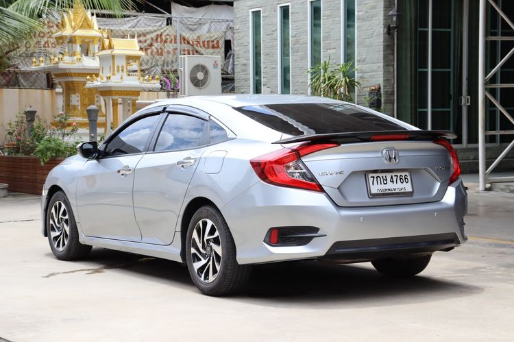 Honda Civic 2018 1.8 EL i-VTEC Sedan เบนซิน ไม่ติดแก๊ส เกียร์อัตโนมัติ เงิน รูปที่ 4