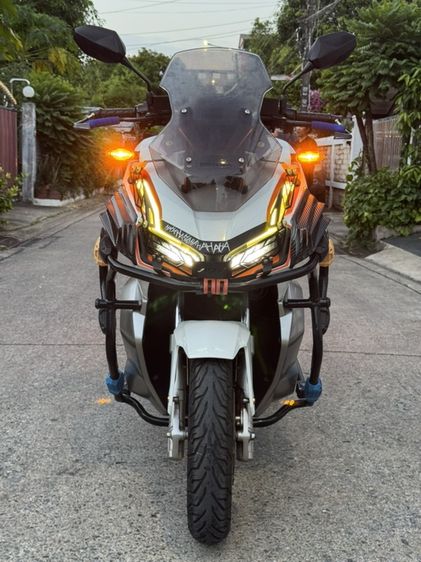 Honda ADV150i Top ABS โฉมสุดท้าย ขาวมุข ล้อทอง 2021