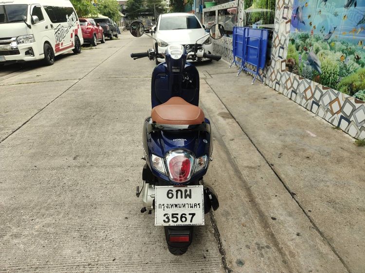 🛵ยังไงก็ขาย SCOOPY-i ปี 60 เครื่องดี สีสวย สตาร์ทมือ เล่มชุดโอนครบ+เปลี่ยนถ่ายน้ำมันเครื่องฟรี ส่งฟรี30 ก.ม รูปที่ 6