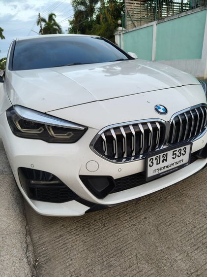 รถ BMW Series 2 220i สี ขาว