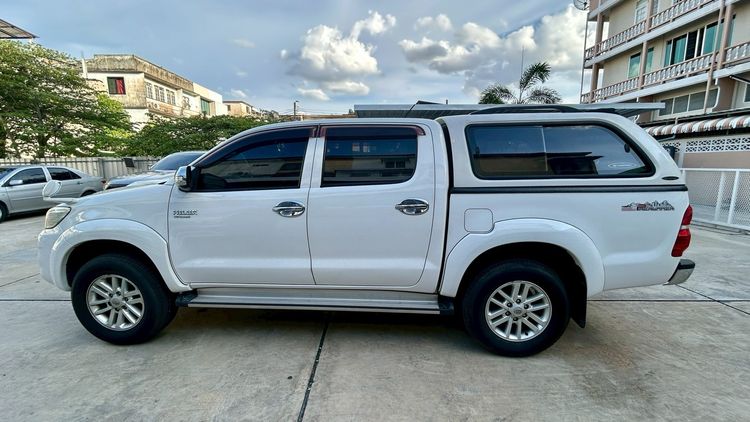 Toyota Hilux Vigo Champ 2013 Double Cab 2.5 E VNT Prerunner Pickup ดีเซล เกียร์อัตโนมัติ ขาว รูปที่ 4