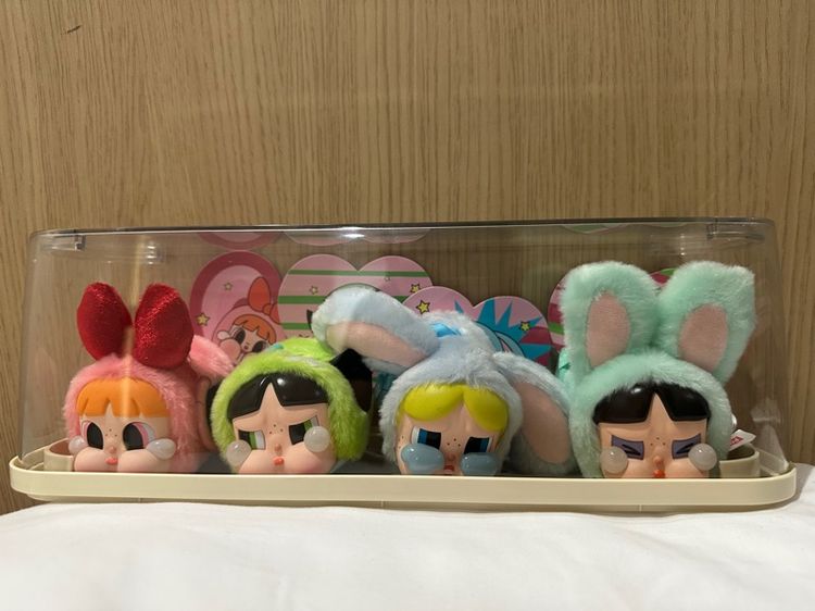 ตุ๊กตาพวงกุญแจ crybaby ของแท้ 