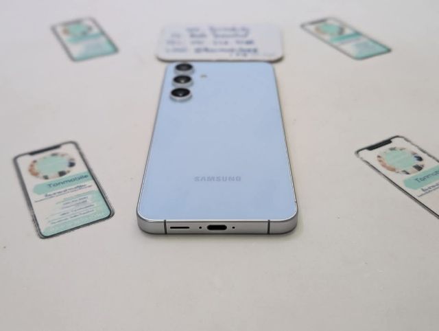 ขาย เทิร์น Samsung Galaxy S24 Fe Ram 8 Rom 128 ศูนย์ไทย สภาพใหม่เอี่ยม มีตัวเครื่องอย่างเดียว และสายชาร์จ ไม่มีกล่อง เพียง 8,590 บาท ครับ 
 รูปที่ 6