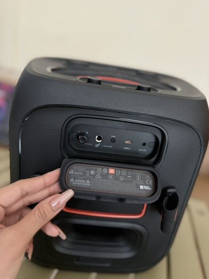 ขายด่วน!! JBL PartyBox Encore 2 พร้อมไมค์ไร้สาย 2 ตัว สภาพใหม่มาก อุปกรณ์ครบ พร้อมกล่อง รูปที่ 7