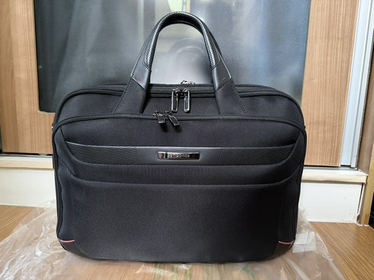 Samsonite Pro-DLX 6 Briefcase 15.6” Expandable สีดำ สภาพดีมาก พร้อมใบรับประกัน