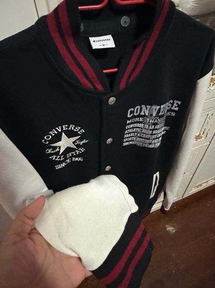 เสื้อแจ๊คเก็ต converse