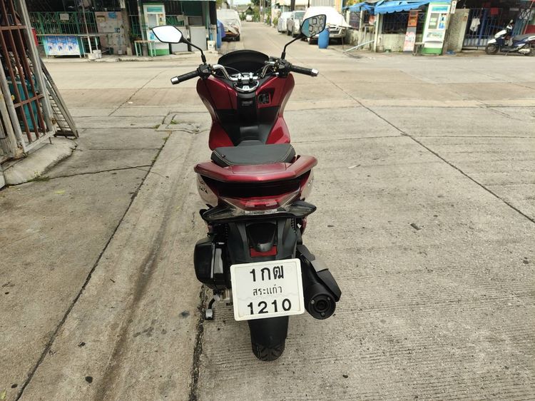 🛵ยังไงก็ขาย PCX 150 ปี 61 เครื่องดี สีสวย สตาร์ทมือ กุญแจรีโมท เล่มชุดโอนครบ+เปลี่ยนถ่ายน้ำมันเครื่องฟรี ส่งฟรี30 ก.ม รูปที่ 6