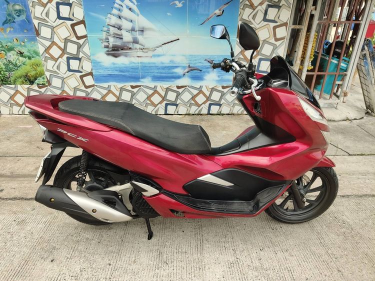 🛵ยังไงก็ขาย PCX 150 ปี 61 เครื่องดี สีสวย สตาร์ทมือ กุญแจรีโมท เล่มชุดโอนครบ+เปลี่ยนถ่ายน้ำมันเครื่องฟรี ส่งฟรี30 ก.ม รูปที่ 3