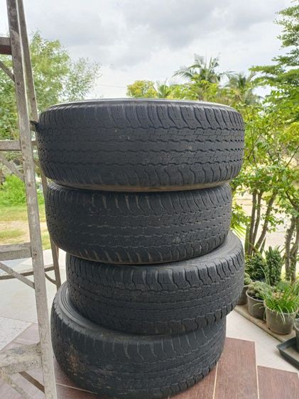 Dunlop 265 ยางรถยนต์ขอบ 17 มือสอง