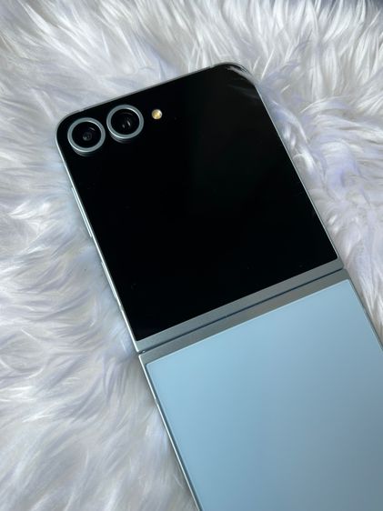 Samsung Galaxy Z Flip6 รูปที่ 4