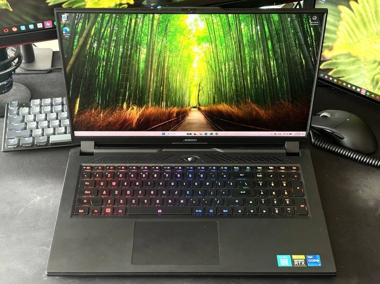 อื่นๆ วินโดว์ 32 กิกะไบต์ ไม่ใช่ Gigabyte AORUS 17 17.3"i7-12700H GeForce RTX 3080 Ti 32GB 1TB Gaming Laptop