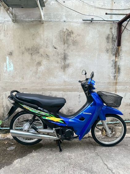รถบ้าน สุดจี๊ดดดดดดดดด นานๆมาที รีบเลย!!Honda Wave 100 สีน้ำเงินปรี๊ดปร๊าด รถเดิมๆสภาพดีเลยครับ ทรงเก่า แต่ใจใหม่ระเบิด Bigcleaningเรียบร้อย ระบบไฟไม่มีดื้อ ขี่ใช้งานต่อไ