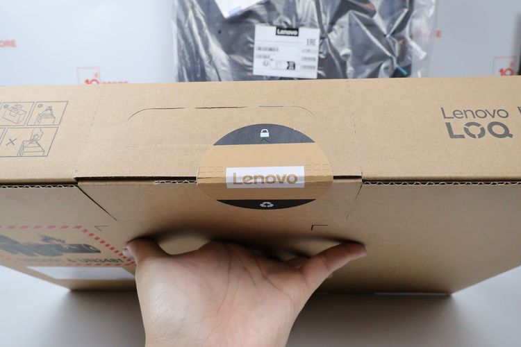 LENOVO LOQ 15ARP10E Ryzen 7 7735HS+RTX4050  RAM16.512GB มือ 1 รูปที่ 4