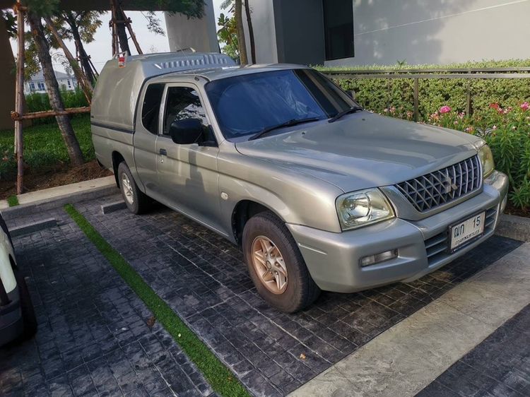 รถ Mitsubishi Space Wagon 2.4 GT สี บรอนซ์เงิน