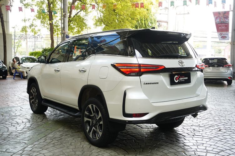 Toyota Fortuner 2025 2.4 Legender Utility-car ดีเซล ไม่ติดแก๊ส เกียร์อัตโนมัติ ขาว รูปที่ 4