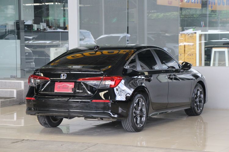 Honda Civic 2023 2.0 eHEV EL+ Sedan ไฮบริด เกียร์อัตโนมัติ ดำ รูปที่ 2