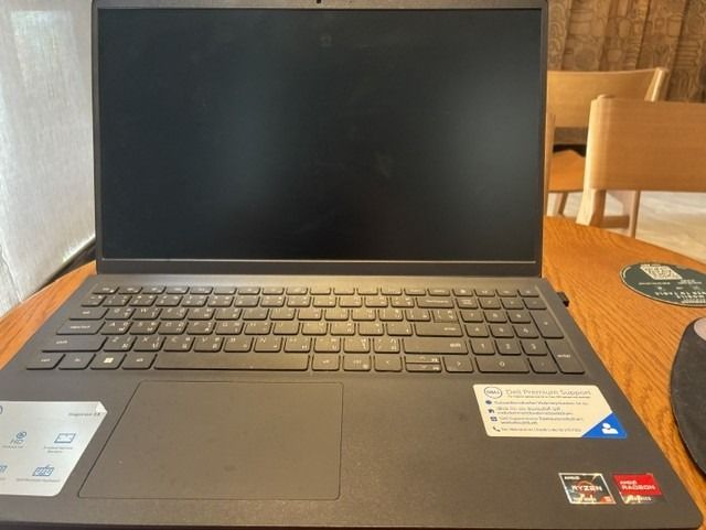 DELL Inspiron 15 รูปที่ 2