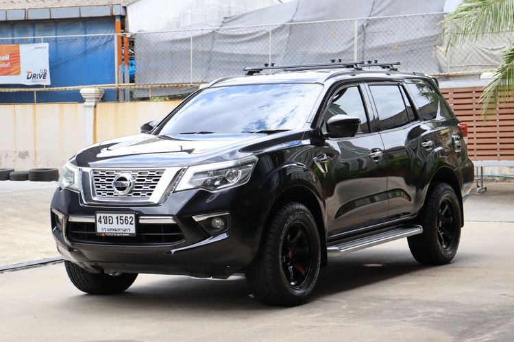 รถ Nissan Terra 2.3 VL 4WD สี ดำ