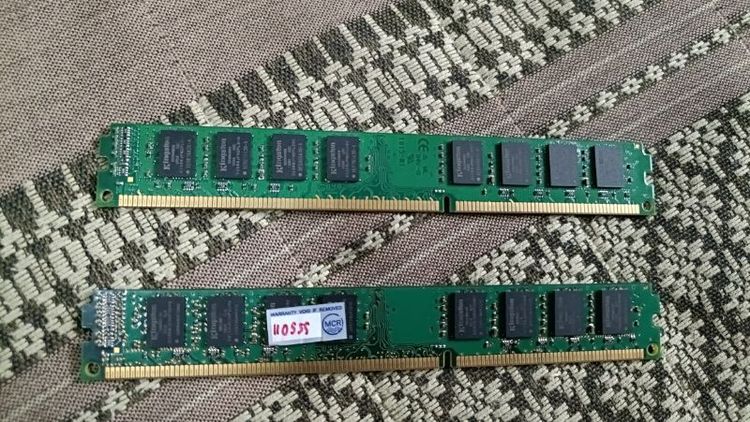 ที่เก็บข้อมูลและเมมโมรี่การ์ด แรม ddr3 4gb + 2gb