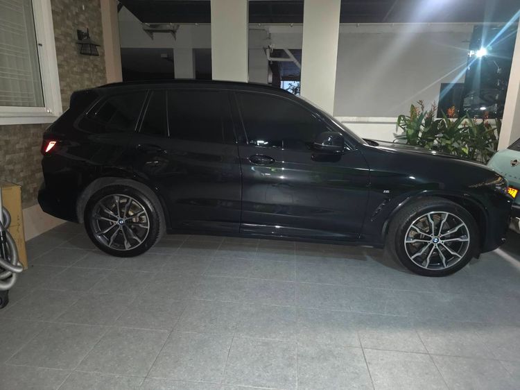 BMW X3 2021 2.0 xDrive20d M Sport Utility-car ดีเซล เกียร์อัตโนมัติ ดำ รูปที่ 4