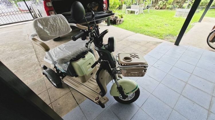 รถสามล้อไฟฟ้า RT Bike  รุ่น EV822 สีเขียว สภาพมือ 1 ยังไม่ได้ใช้งาน รูปที่ 3