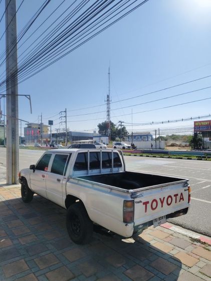 Toyota 1989 Pickup ดีเซล ขาว รูปที่ 4