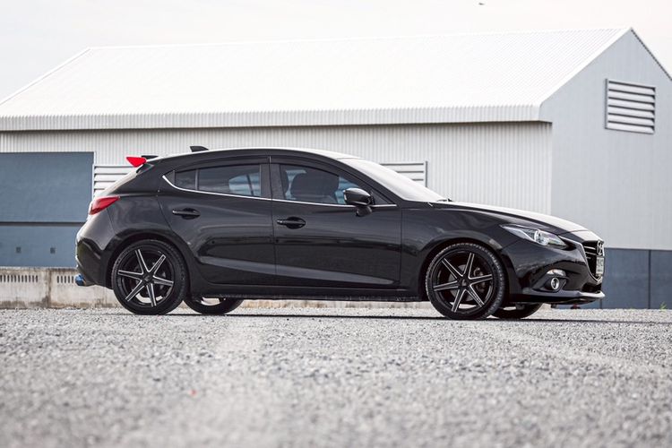 Mazda 2015 Sedan เบนซิน ไม่ติดแก๊ส เกียร์อัตโนมัติ ดำ รูปที่ 4