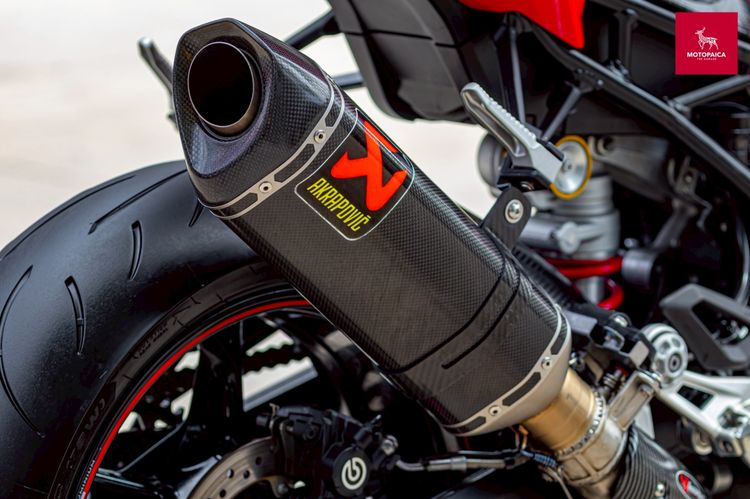 Bmw​ S1000RR​​ Full Carbon ปี2021 เจ้าของเดียว วิ่ง8,000กม. รูปที่ 6