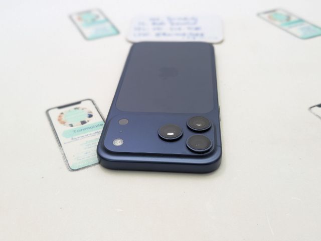 iPhone 17 Pro Max 256 Blue ศูนย์ไทย สภาพสวย อุปกรณ์ครบยกกล่อง ประกันเหลือ 3 เดือน สุขภาพแบต 100 เพียง 40,590 บาท ครับ  รูปที่ 7