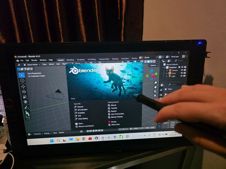 XP-Pen Artist 22R Pro  Drawing Display