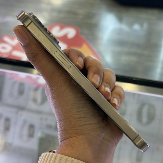 iPhone15 Pro Max 256GB สี Natural Titanium เครื่องศูนย์ ขายถูกๆค่ะ😊😊 รูปที่ 4