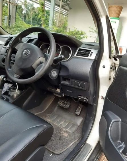 Nissan Tiida 2009 1.6 G Sedan เบนซิน เกียร์อัตโนมัติ ขาว รูปที่ 2
