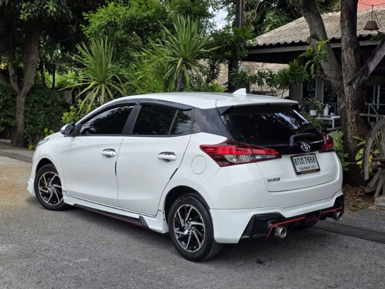 Toyota Yaris 2019 1.2 Mid Sedan เบนซิน ไม่ติดแก๊ส เกียร์อัตโนมัติ ขาว รูปที่ 3