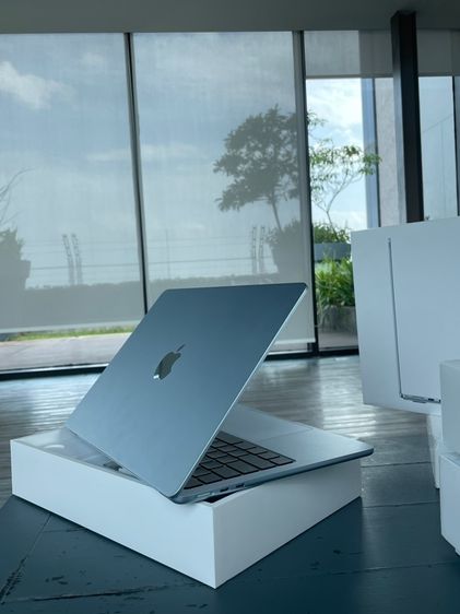 MacBook Air m4 13 นิ้ว Skyblue 