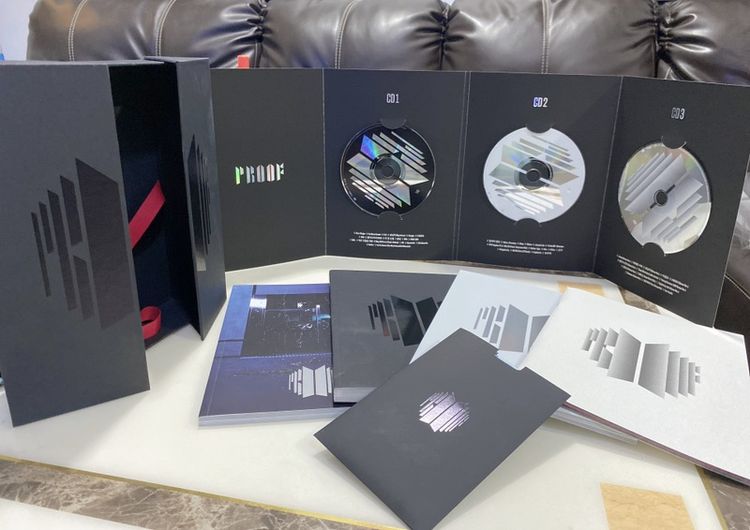 ของสะสมวง BTS ลิขสิทธิ์แท้ รูปที่ 2