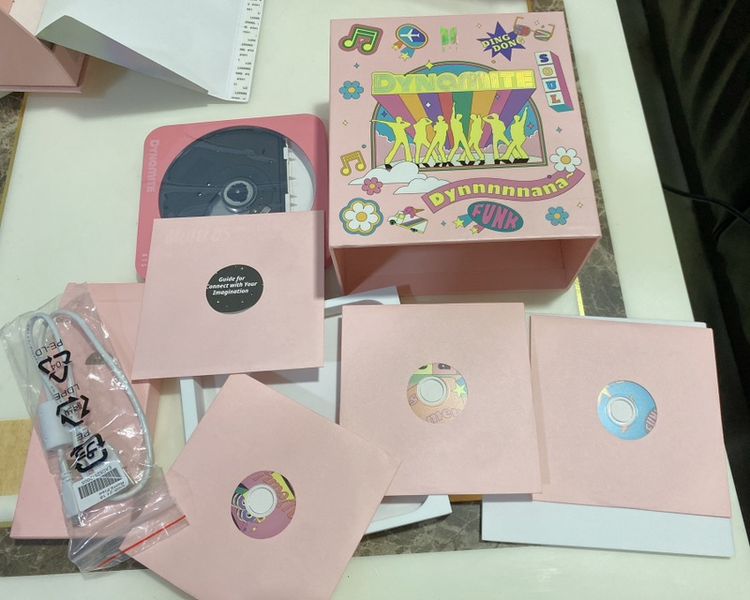 ของสะสมวง BTS ลิขสิทธิ์แท้ รูปที่ 6